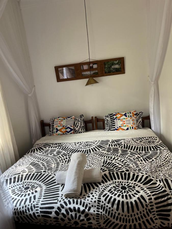 Bed and Breakfast 30 Wilson Джинджа Экстерьер фото