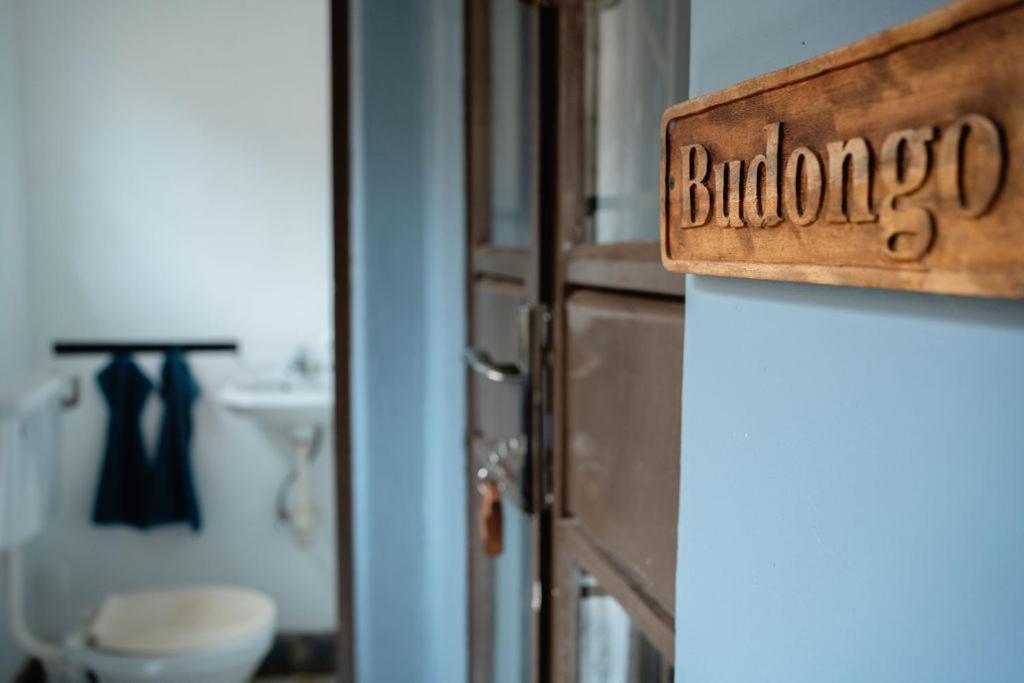 Bed and Breakfast 30 Wilson Джинджа Экстерьер фото